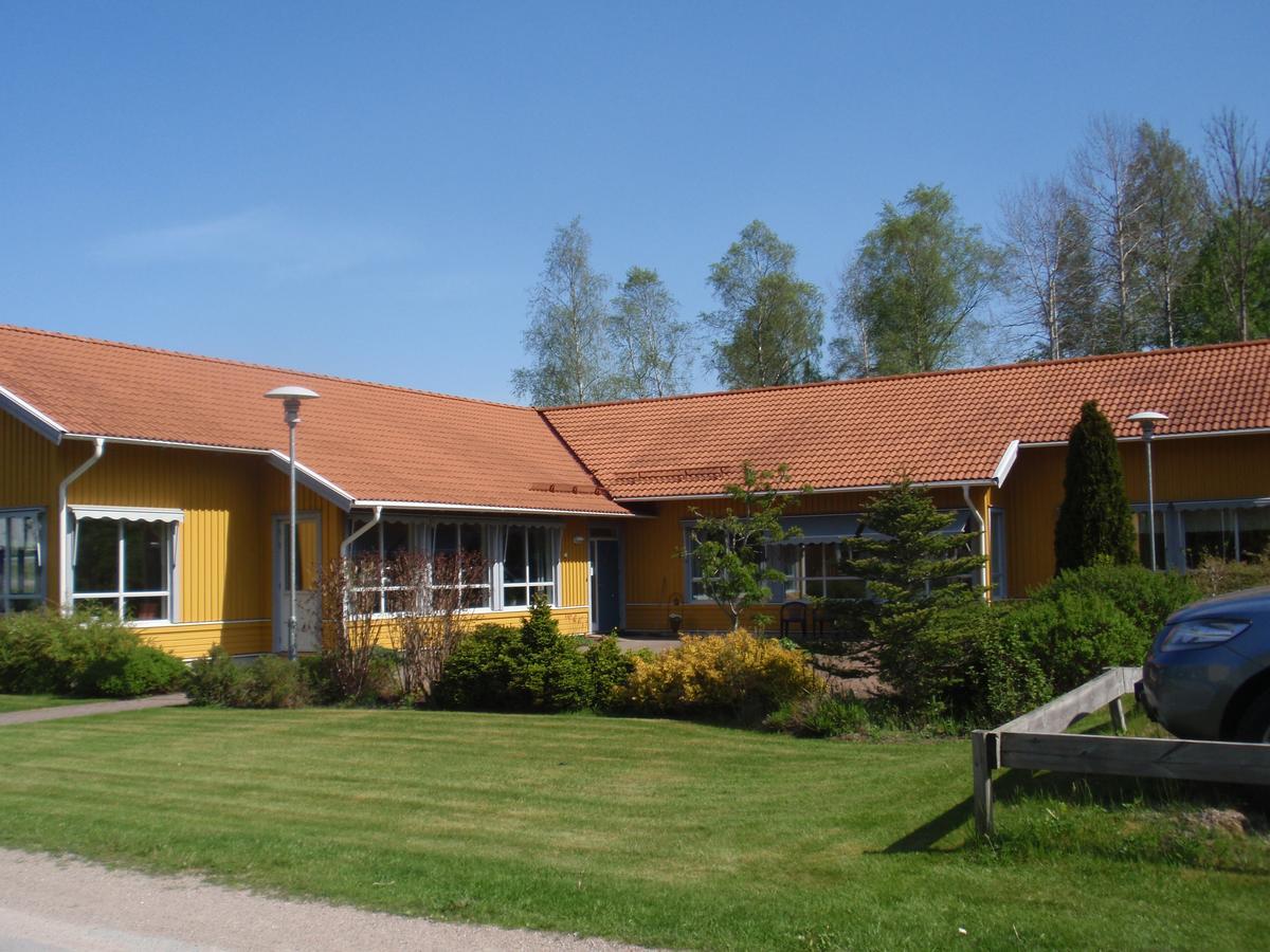 Hostel Oertagarden Uddevalla Exterior foto